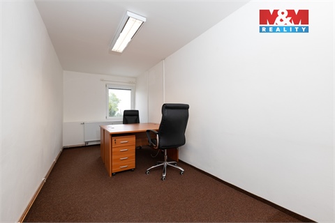 Pronájem kanceláře, 200 m² - 12
