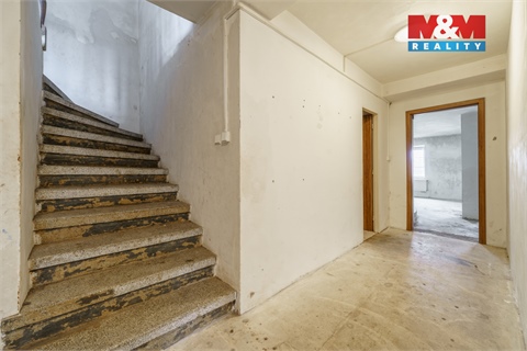 Prodej rodinného domu, 357 m² 10