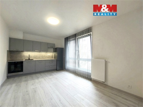 Pronájem bytu 2kk, 38 m² 2