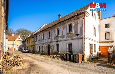 Prodej rodinného domu, 242 m² - 0