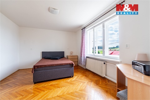 Prodej rodinného domu, 250 m² - 4