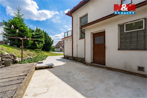 Prodej rodinného domu, 250 m² - 10