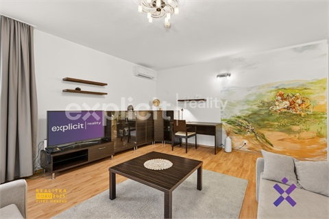 Prodej bytu 2+1, 83 m² 8