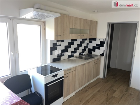 Pronájem bytu 3kk, 90 m² - 0