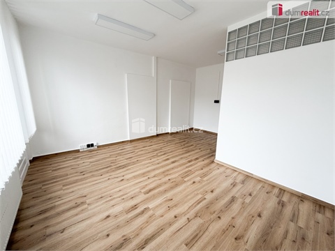Pronájem kanceláře, 30 m² - 6