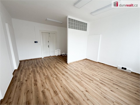 Pronájem kanceláře, 30 m² - 4