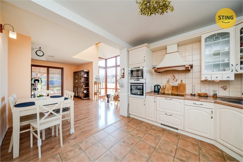 Prodej rodinného domu, 156 m² - 6