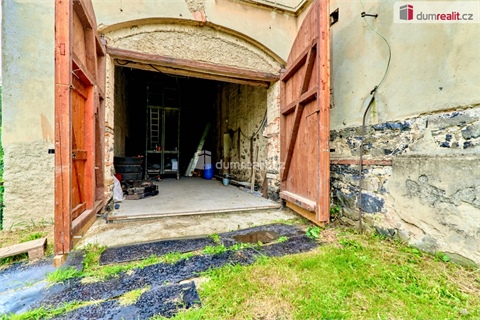 Prodej rodinného domu, 531 m² 28