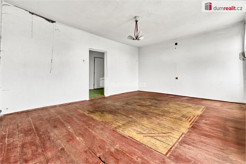 Prodej rodinného domu, 531 m² - 28