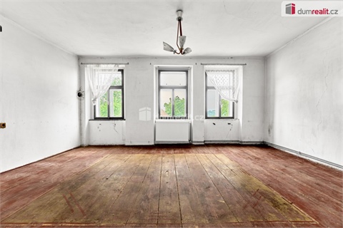 Prodej rodinného domu, 531 m² 8