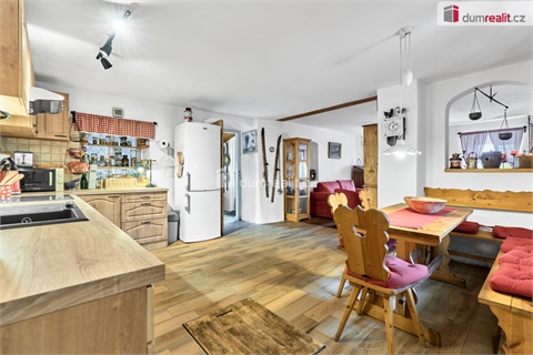 Prodej rodinného domu, 100 m² 8