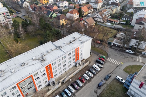 Prodej bytu 1+1, 44 m² 22