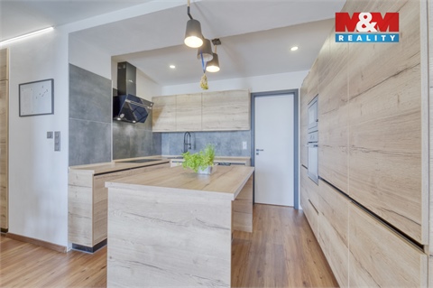 Prodej bytu 4kk, 74 m² - 8