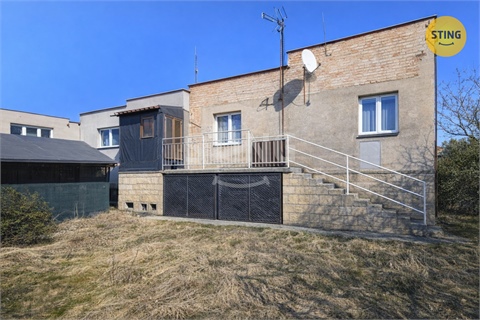 Prodej rodinného domu, 766 m² 0