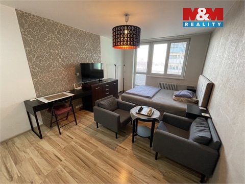 Pronájem bytu 1kk, 28 m² - 0