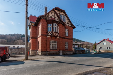 Prodej komerčního objektu, 710 m² 2