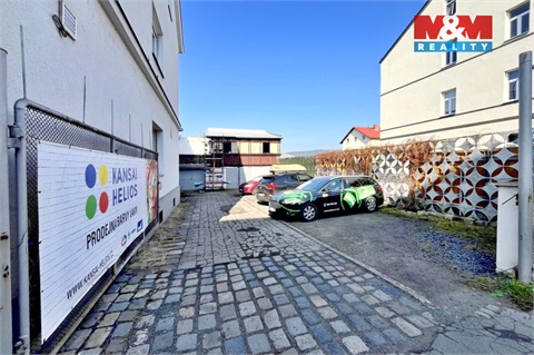 Prodej komerčního objektu, 741 m² 2