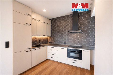 Pronájem bytu 2kk, 55 m² 0