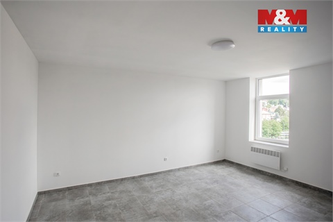Pronájem bytu 1+1, 45 m² 2