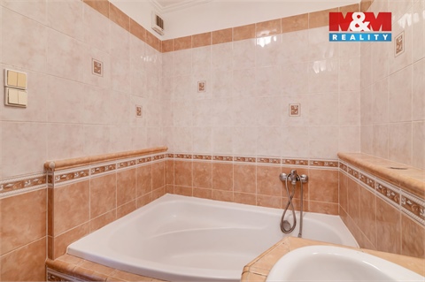 Prodej rodinného domu, 75 m² - 12