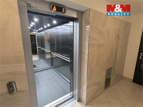 Pronájem bytu 1kk, 31 m² 10