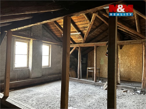 Prodej rodinného domu, 292 m² 12