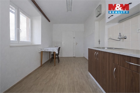 Prodej rodinného domu, 250 m² 14