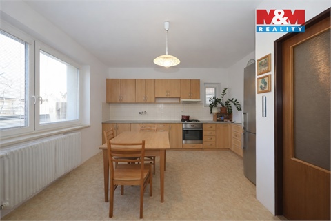 Prodej rodinného domu, 250 m² 6