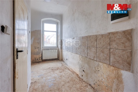 Prodej rodinného domu, 323 m² 10