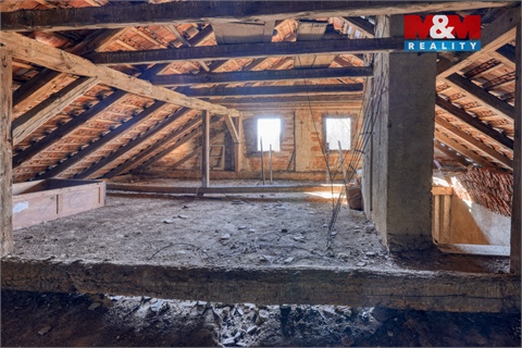 Prodej rodinného domu, 323 m² - 12