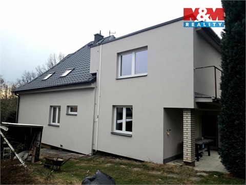 Pronájem rodinného domu, 270 m² 2