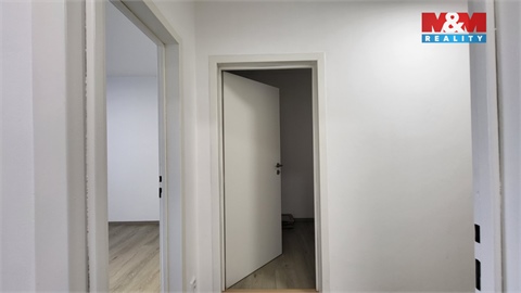 Pronájem bytu 2+1, 54 m² 24