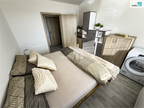 Prodej bytu 3kk, 64 m² - 8