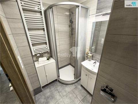 Prodej bytu 3kk, 64 m² - 16