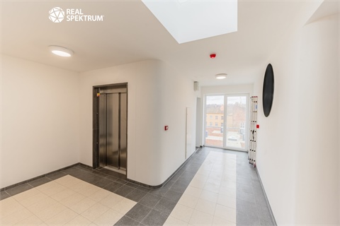 Prodej bytu 2kk, 48 m² - 12