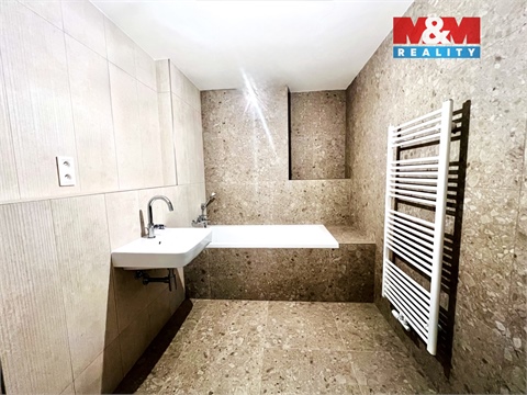 Pronájem bytu 2kk, 65 m² 4