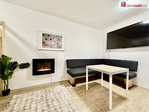 Prodej bytu 1kk, 28 m² - 0