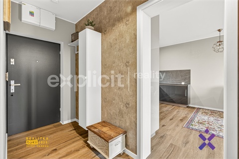 Prodej bytu 3kk, 70 m² - 24