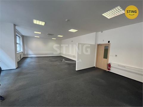 Pronájem kanceláře, 244 m² - 2