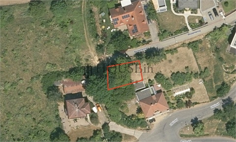 Pronájem zahrady, 220 m² 0