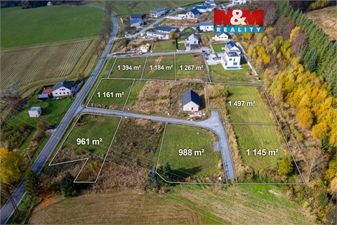 Prodej stavebního pozemku, 1 184 m² 0
