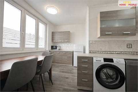 Pronájem bytu 3+1, 79 m² - 0