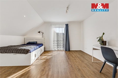 Pronájem rodinného domu, 210 m² 14