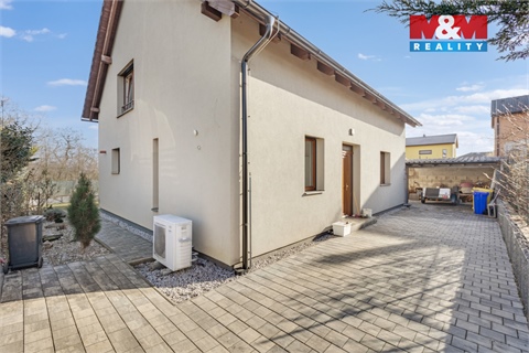 Pronájem rodinného domu, 210 m² 18