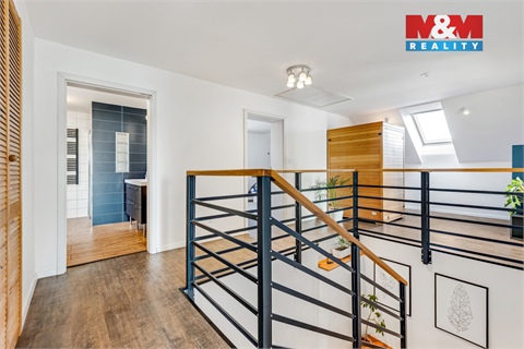 Pronájem rodinného domu, 210 m² - 8