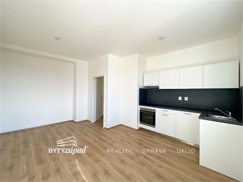 Pronájem bytu 2kk, 43 m² - 2