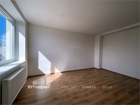 Pronájem bytu 2kk, 43 m² - 0