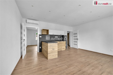 Pronájem bytu 2kk, 43 m² - 0