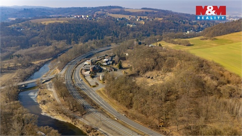 Prodej restaurace, 2 100 m² 26