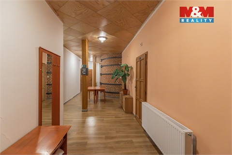 Prodej restaurace, 2 100 m² - 10